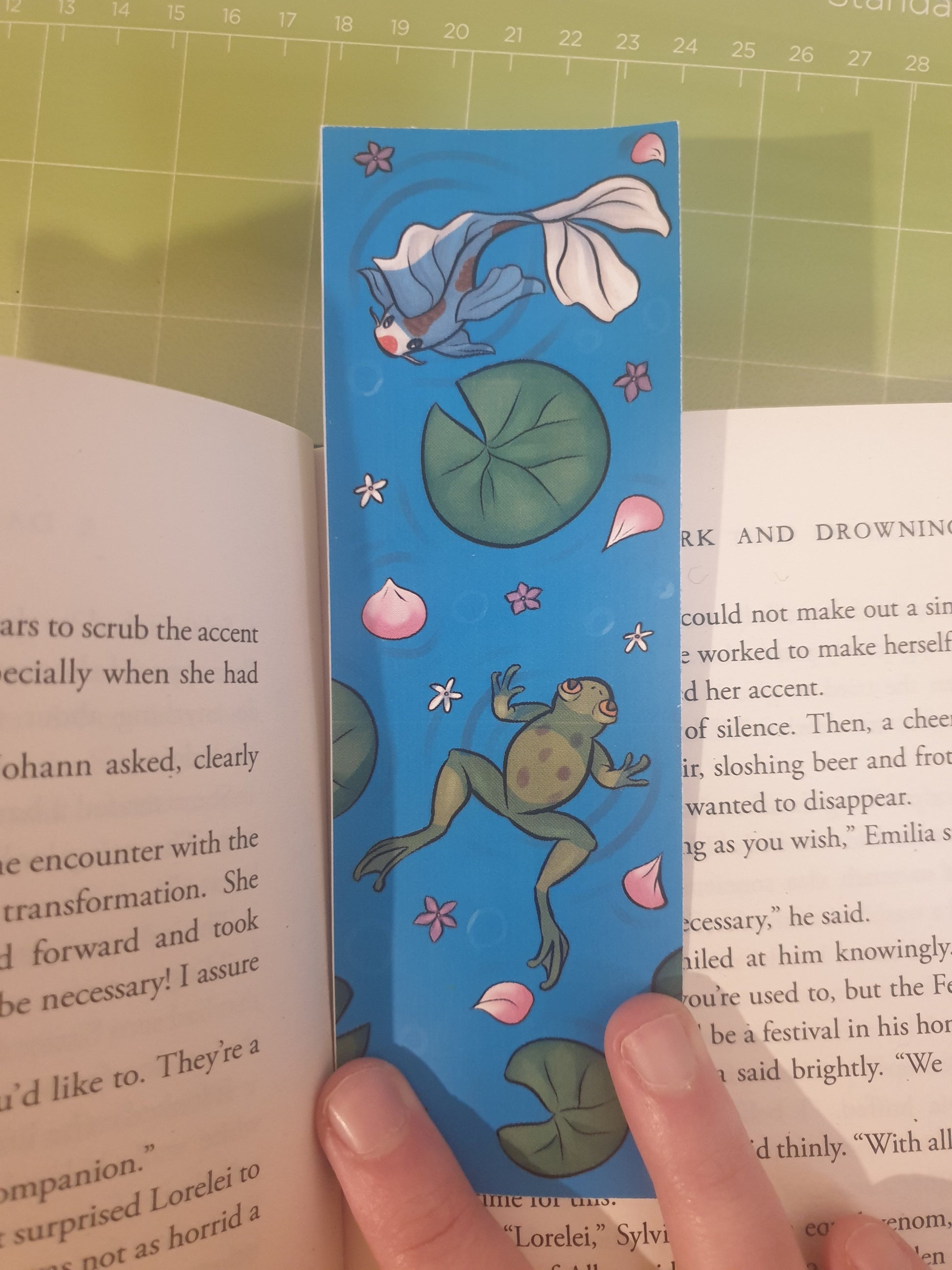 Frog Pond Bookmark - Chronically Crafting