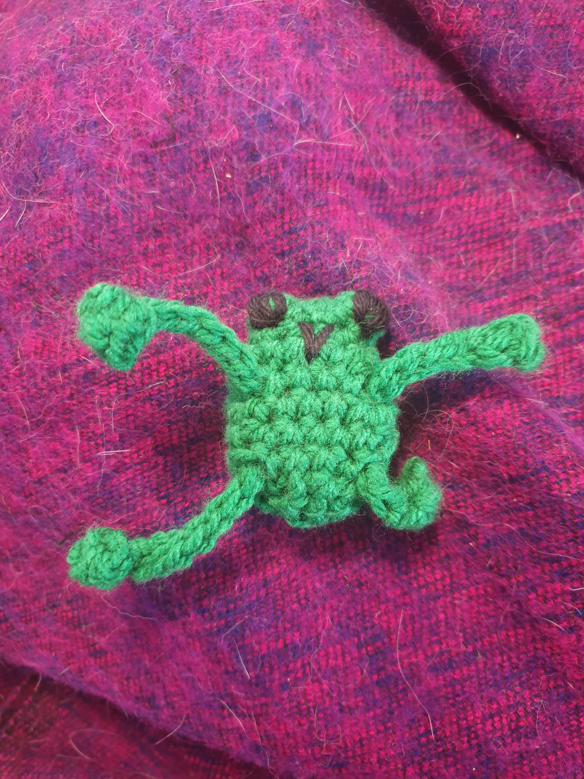 Leggy Frog Fidget Toy - Chronically Crafting