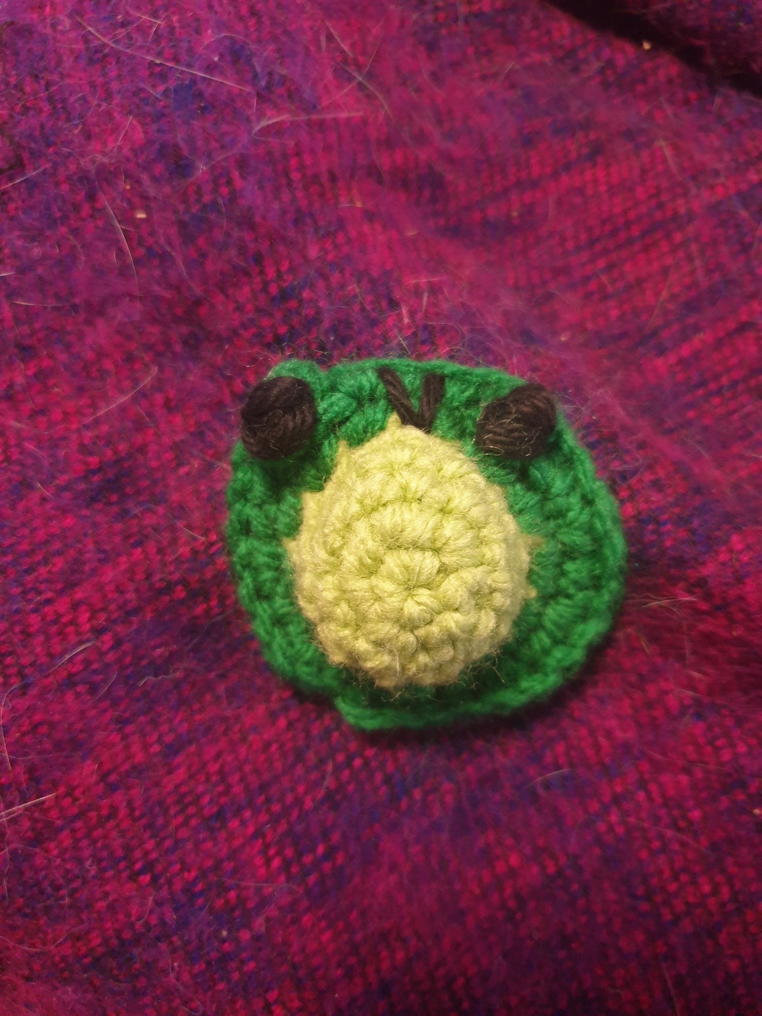 Popping Frog Fidget Toy - Chronically Crafting